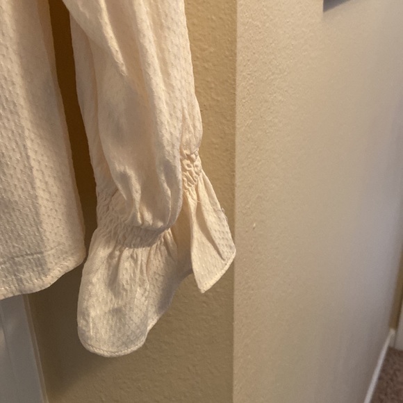 NWT, Cream Colored, A New Day Blouse - Size Large - Picture 4 of 6